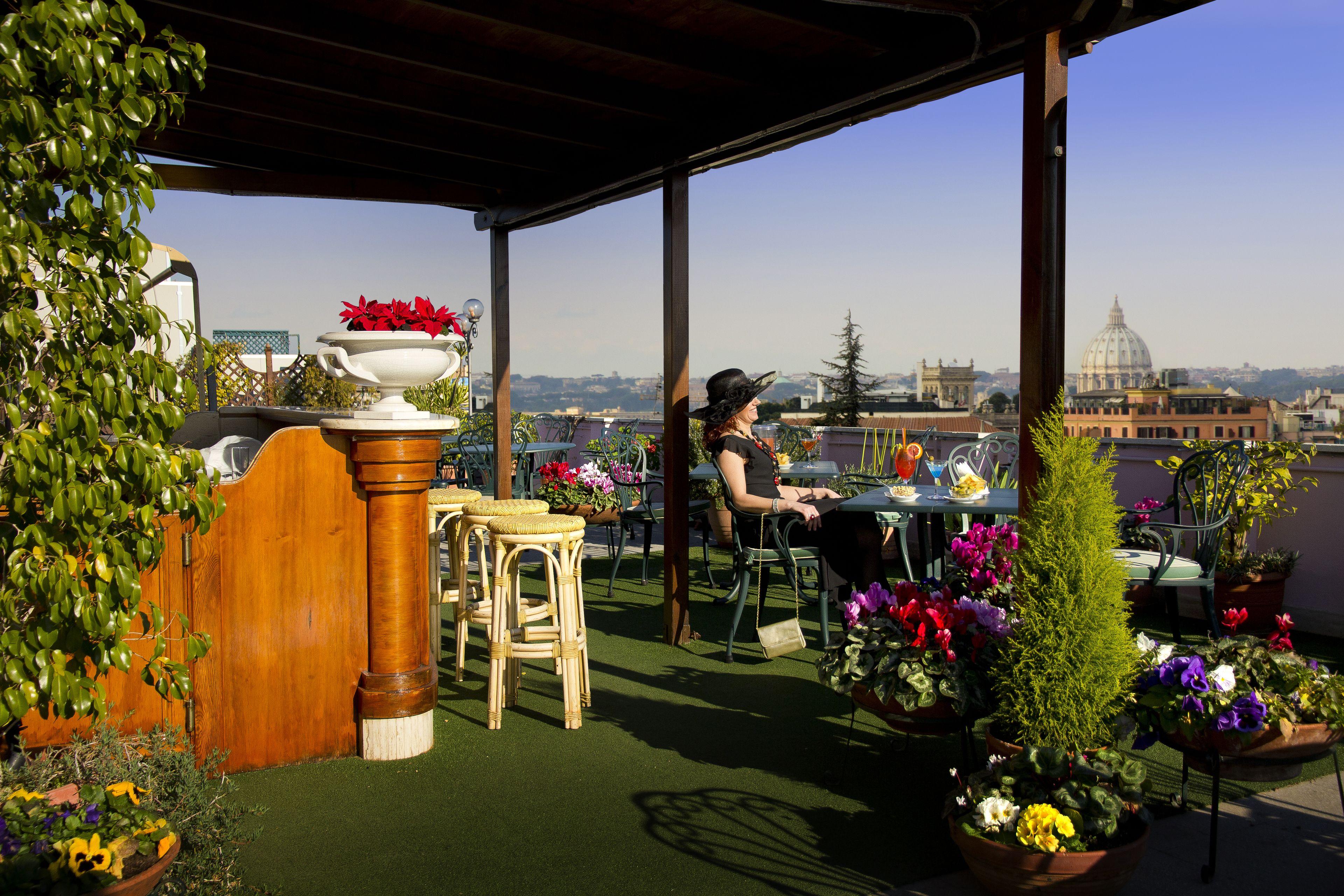Marcella Royal Hotel - Rooftop Garden — Photos 2